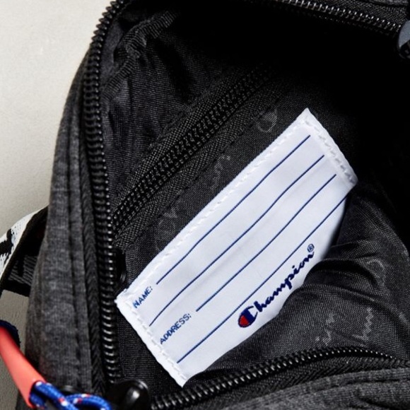 CHAMPION|| BLUE SLING BAG - Picture 5 of 5